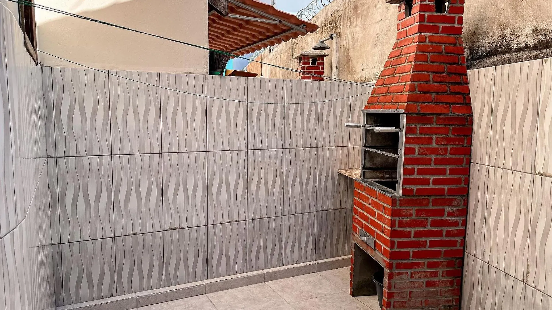 Casa Em Condominio Localizado A Aproximadamente 250M Da Praia De Taperapua E Da Arena Axe Moi, Com 3 Suites Todas Com Ar Condicionado, Piscinas Adulto E Infantil, Sauna, Portaria 24Hrs E Internet Privativa 300Mbps. Porto Seguro Nyaraló