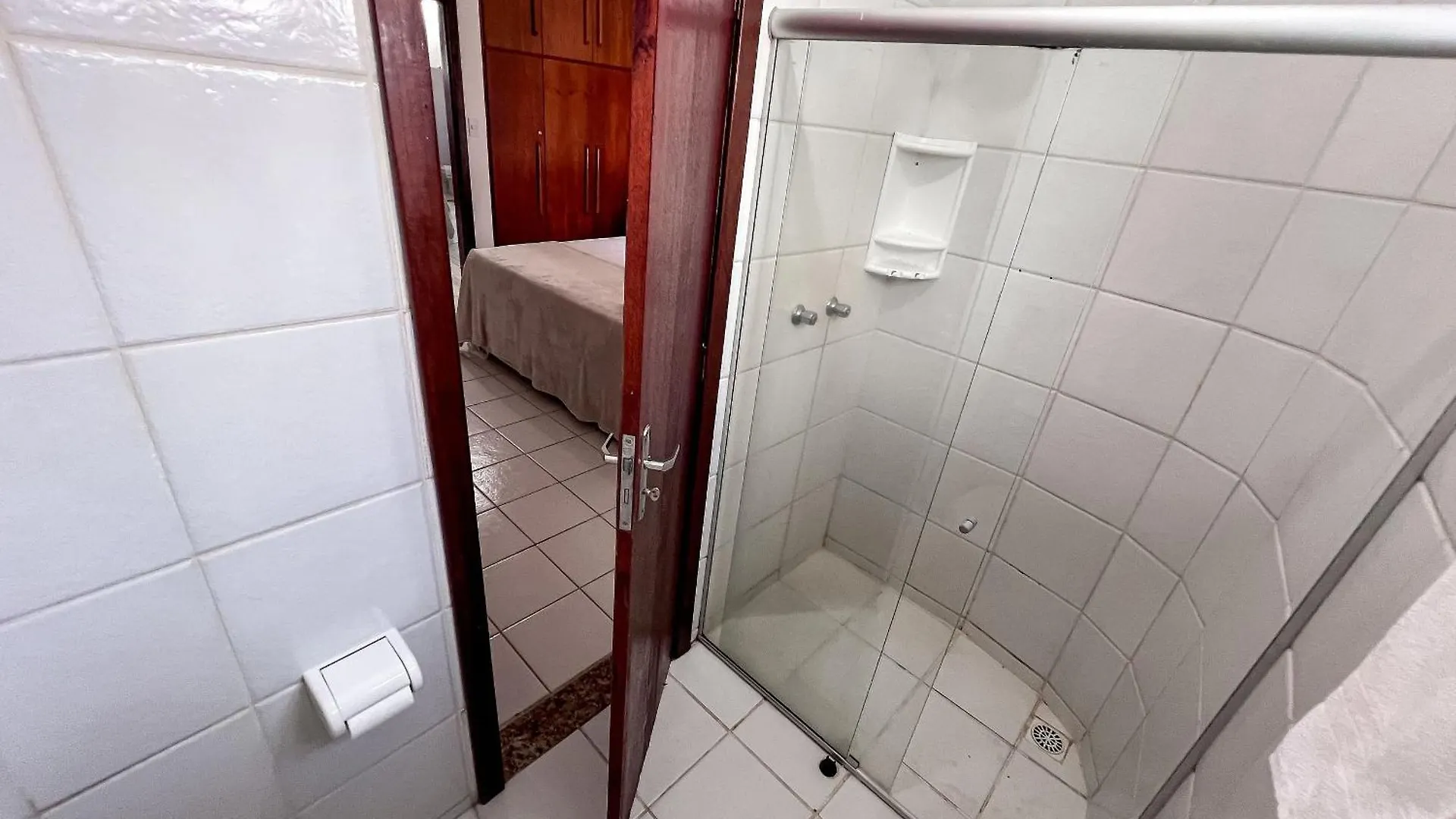 Casa Em Condominio Localizado A Aproximadamente 250M Da Praia De Taperapua E Da Arena Axe Moi, Com 3 Suites Todas Com Ar Condicionado, Piscinas Adulto E Infantil, Sauna, Portaria 24Hrs E Internet Privativa 300Mbps. Porto Seguro Brazília