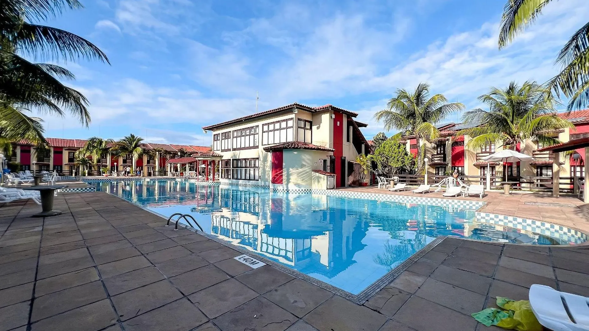 Casa Em Condominio Localizado A Aproximadamente 250M Da Praia De Taperapua E Da Arena Axe Moi, Com 3 Suites Todas Com Ar Condicionado, Piscinas Adulto E Infantil, Sauna, Portaria 24Hrs E Internet Privativa 300Mbps. Porto Seguro Brazília