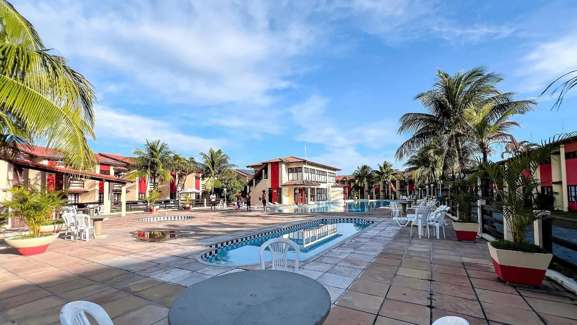 Casa Em Condominio Localizado A Aproximadamente 250M Da Praia De Taperapua E Da Arena Axe Moi, Com 3 Suites Todas Com Ar Condicionado, Piscinas Adulto E Infantil, Sauna, Portaria 24Hrs E Internet Privativa 300Mbps. Porto Seguro 0*,  Brazília